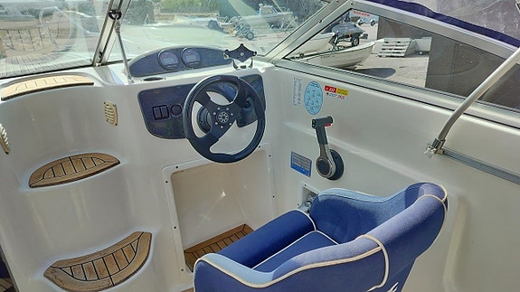 Yamarin 5920 / 59 DC + Yamaha F115AETL 7 of 9