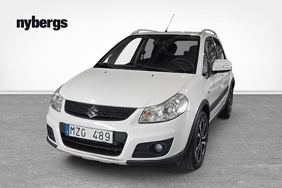 Suzuki SX4 3 of 5