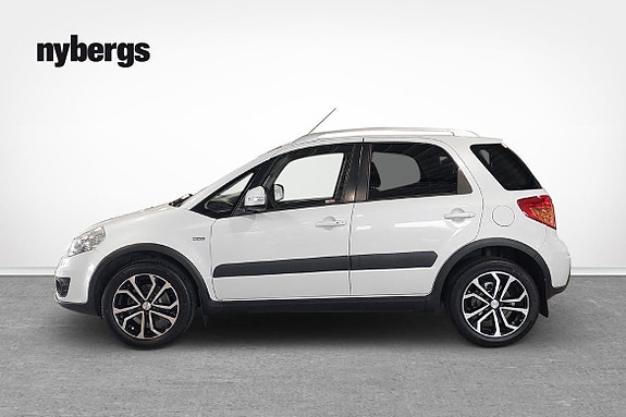 Suzuki SX4 4 of 5
