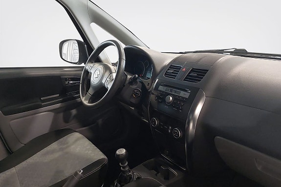 Suzuki SX4 11 of 11