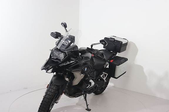 BMW R 1250 GS 4 of 6