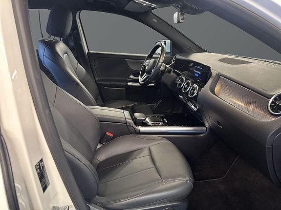 Mercedes-Benz GLA220 d 7 of 11