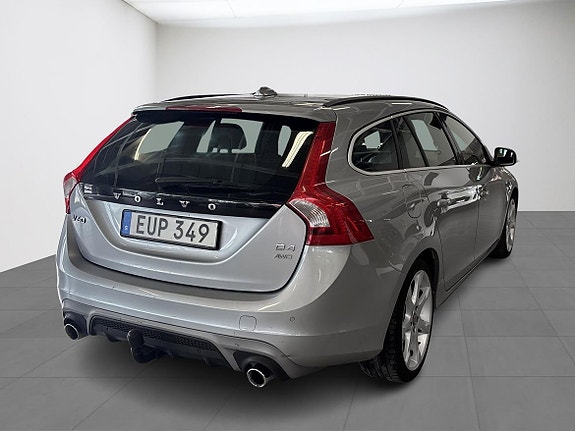 Volvo V60 4 of 5