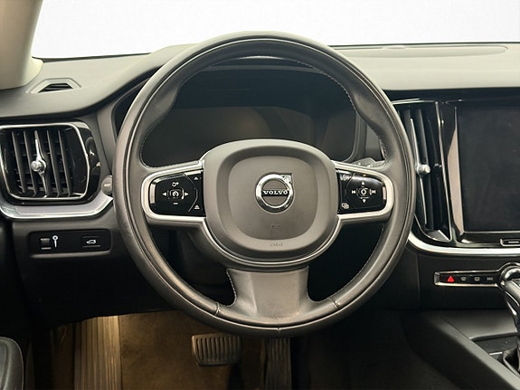 Volvo S60 11 of 30