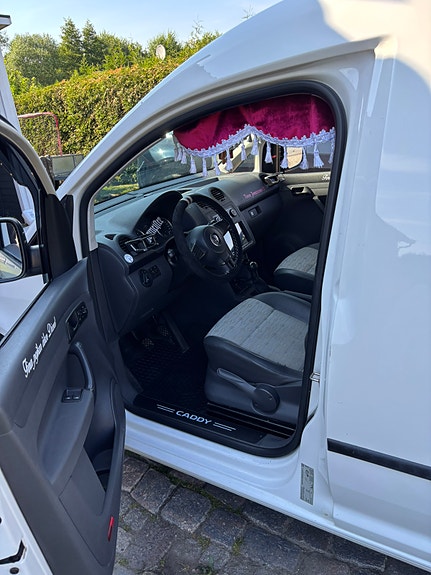 Volkswagen Caddy 7 of 10