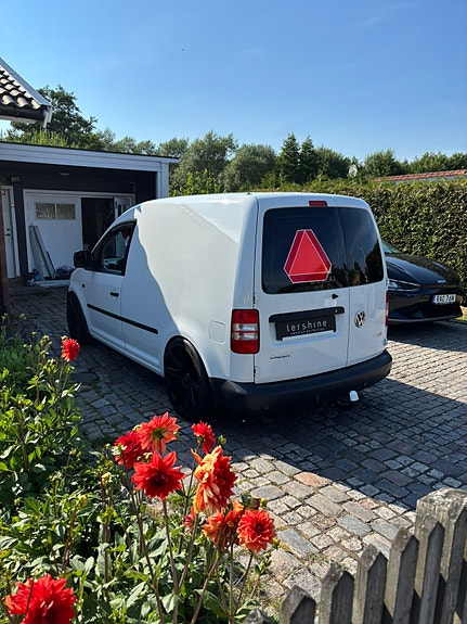 Volkswagen Caddy 9 of 10