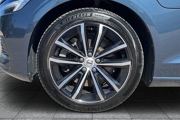 Volvo V60 8 of 17