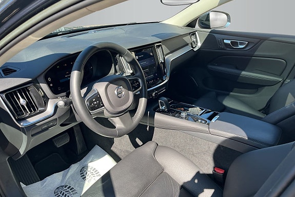 Volvo V60 10 of 17