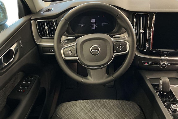 Volvo XC60 19 of 30