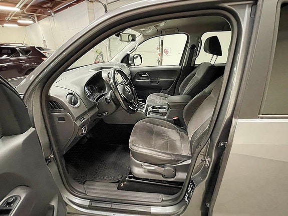 Volkswagen Amarok 4 of 5