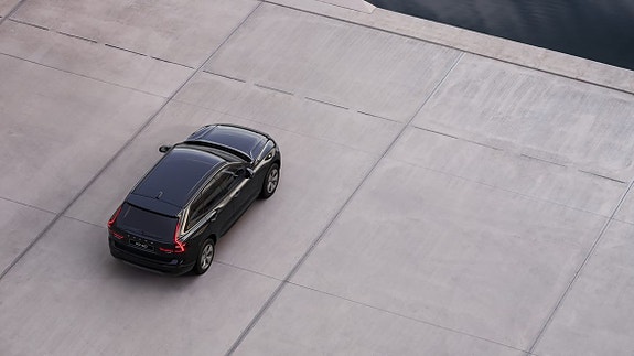 Volvo XC60 16 of 30