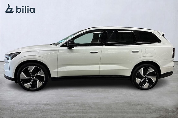 Volvo EX90 5 of 30