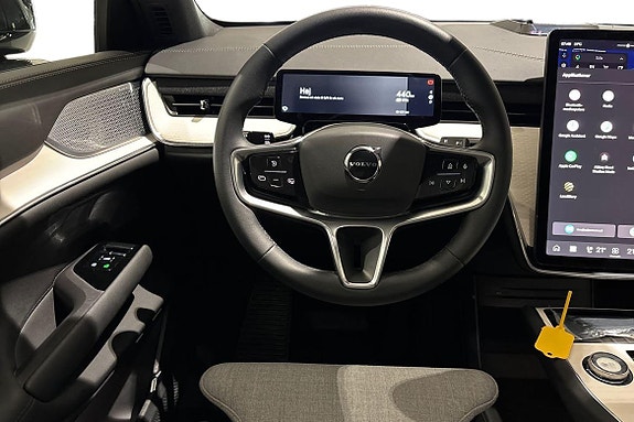 Volvo EX90 19 of 30