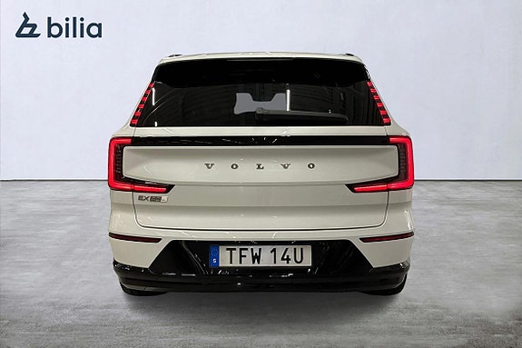 Volvo EX90 8 of 30