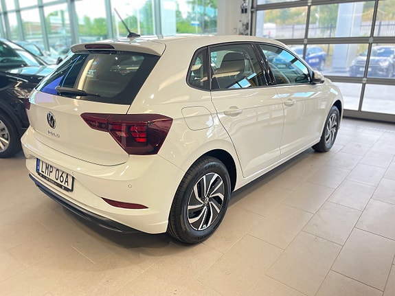 Volkswagen Polo 6 of 17