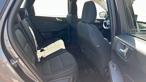 Ford Kuga 5 of 5