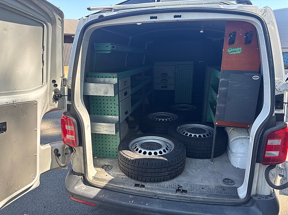 Volkswagen Transporter 4 of 5
