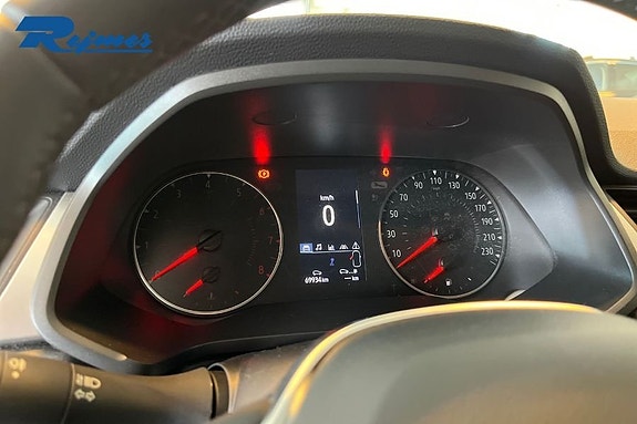 Renault Captur 12 of 14