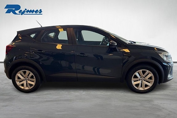 Renault Captur 3 of 14