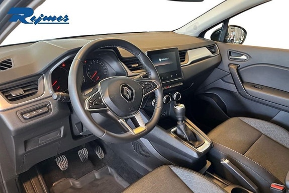 Renault Captur 11 of 14