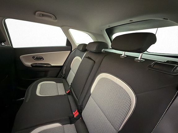Kia Ceed 21 of 28