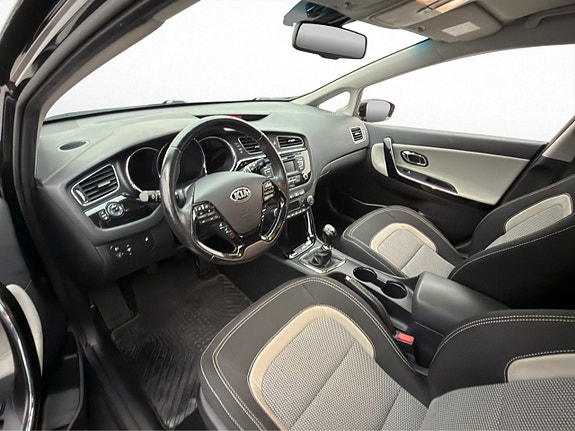 Kia Ceed 9 of 28