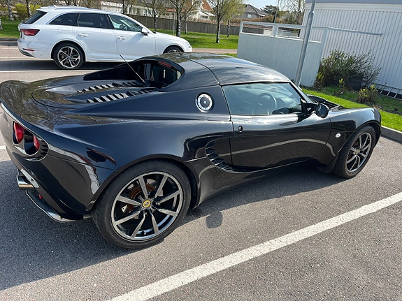 Lotus Elise 2 of 4