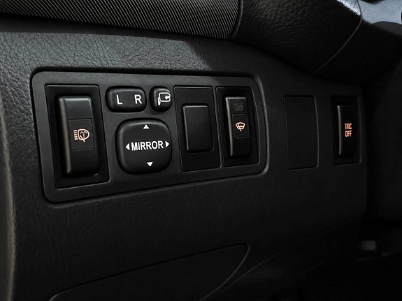 Toyota Avensis 17 of 28