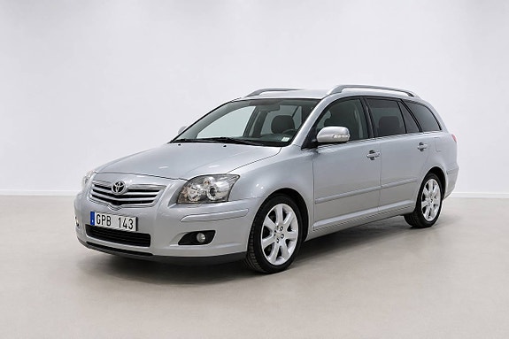 Toyota Avensis 3 of 28