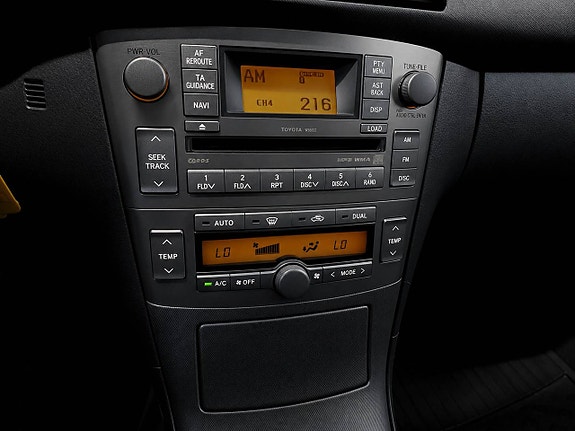 Toyota Avensis 23 of 28