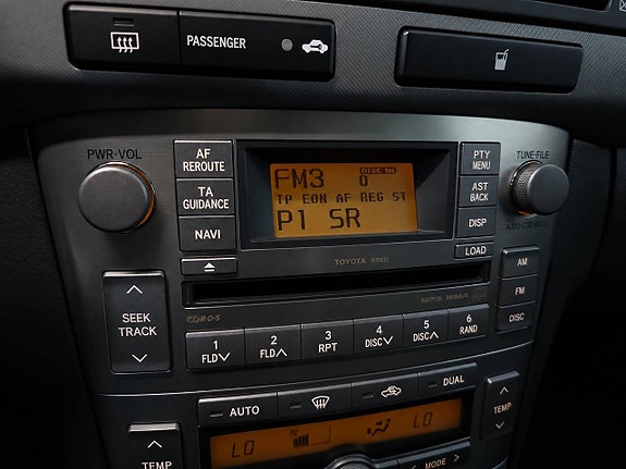 Toyota Avensis 22 of 28