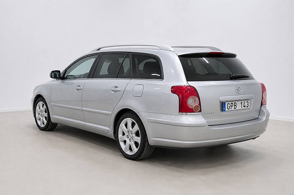 Toyota Avensis 6 of 28