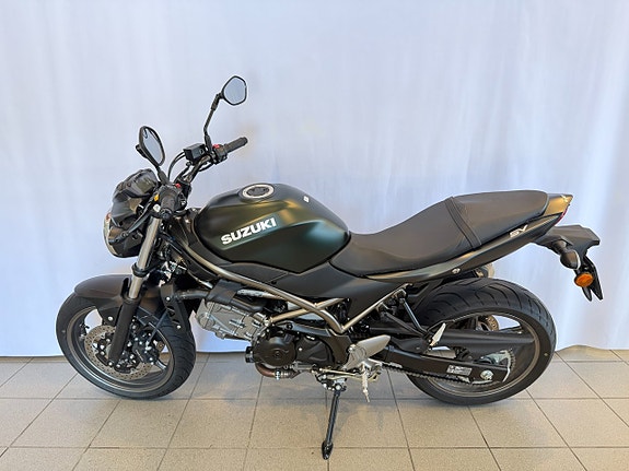 Suzuki SV650 6 of 9