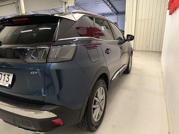 Peugeot 3008 4 of 5