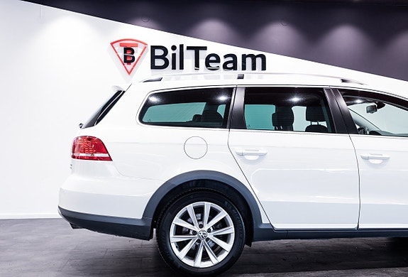 Volkswagen Passat Alltrack 11 of 26