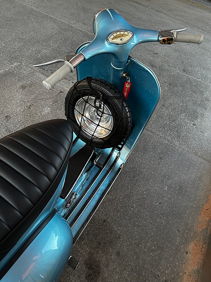 Vespa Vespa Super 3 of 4
