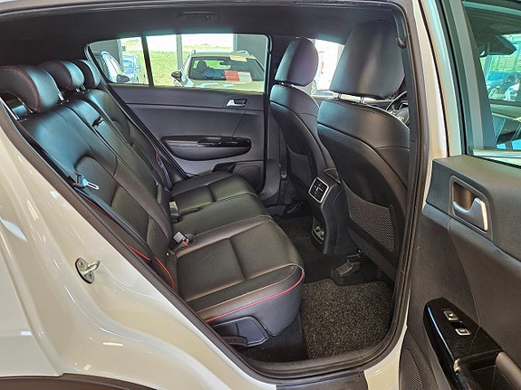 Kia Sportage 21 of 24