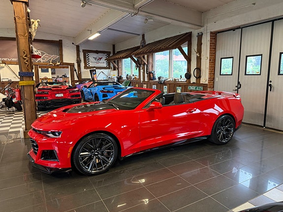 Chevrolet Camaro 11 of 30