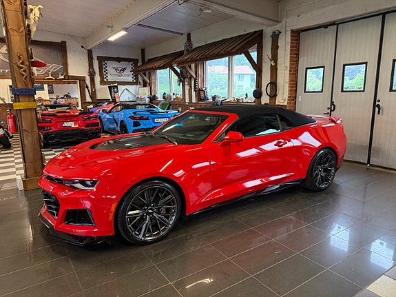 Chevrolet Camaro 17 of 30