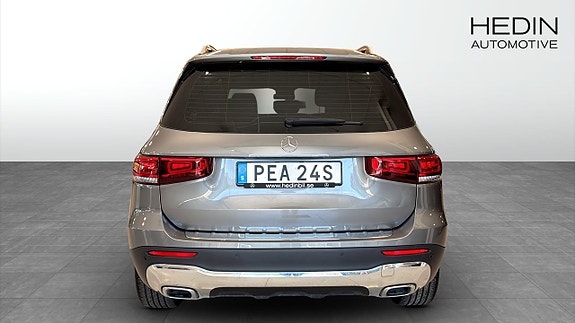 Mercedes-Benz GLB200 7 of 9