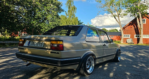 Volkswagen Jetta 5 of 5