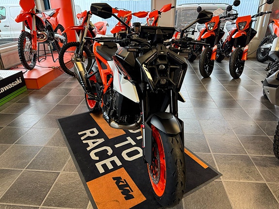 KTM 990 Duke R Kampanjpris! 4 of 5