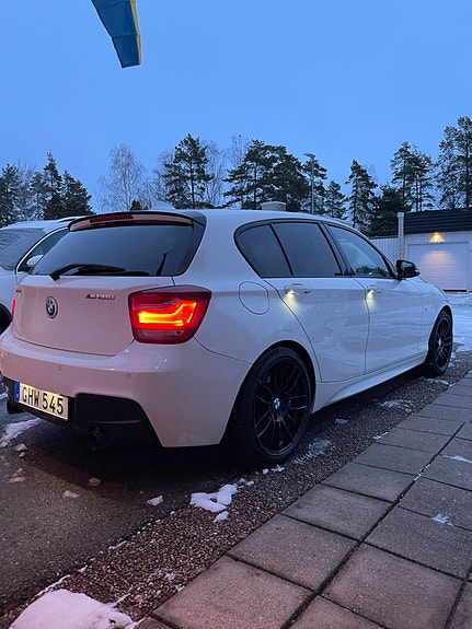 BMW M135i 4 of 5