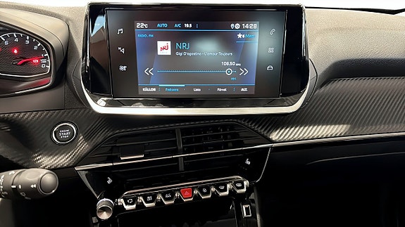 Peugeot 2008 17 of 20