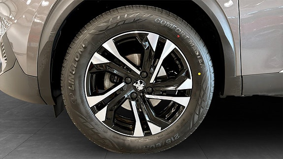 Peugeot 2008 9 of 20