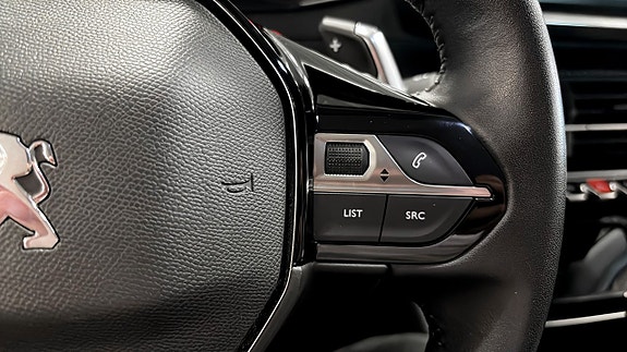 Peugeot 2008 15 of 20