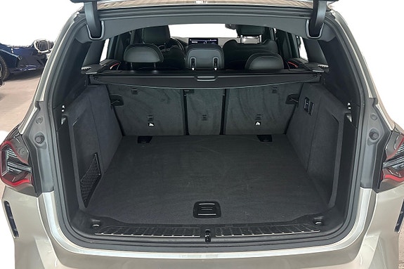BMW iX3 10 of 21