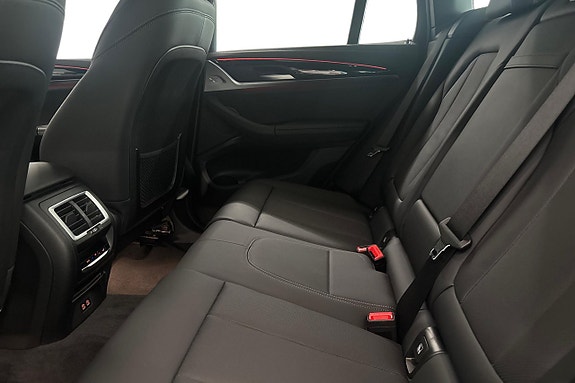 BMW iX3 11 of 21