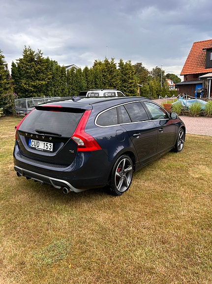 Volvo V60 5 of 5