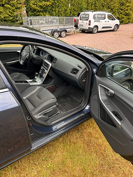 Volvo V60 12 of 13